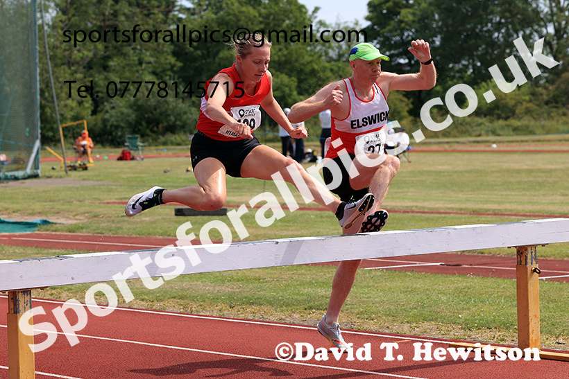 Steeplechase, 2025 NEMAA Track and Field, Monkton. Photo: David T. Hewitson/Sports for All Pics